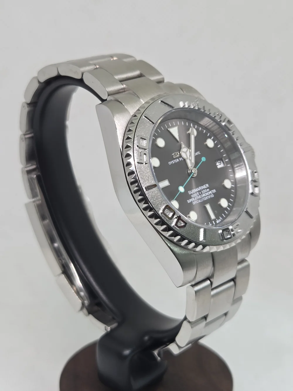 Custom 40mm Automatic Seiko Mod Watch NH35 Gray Submariner